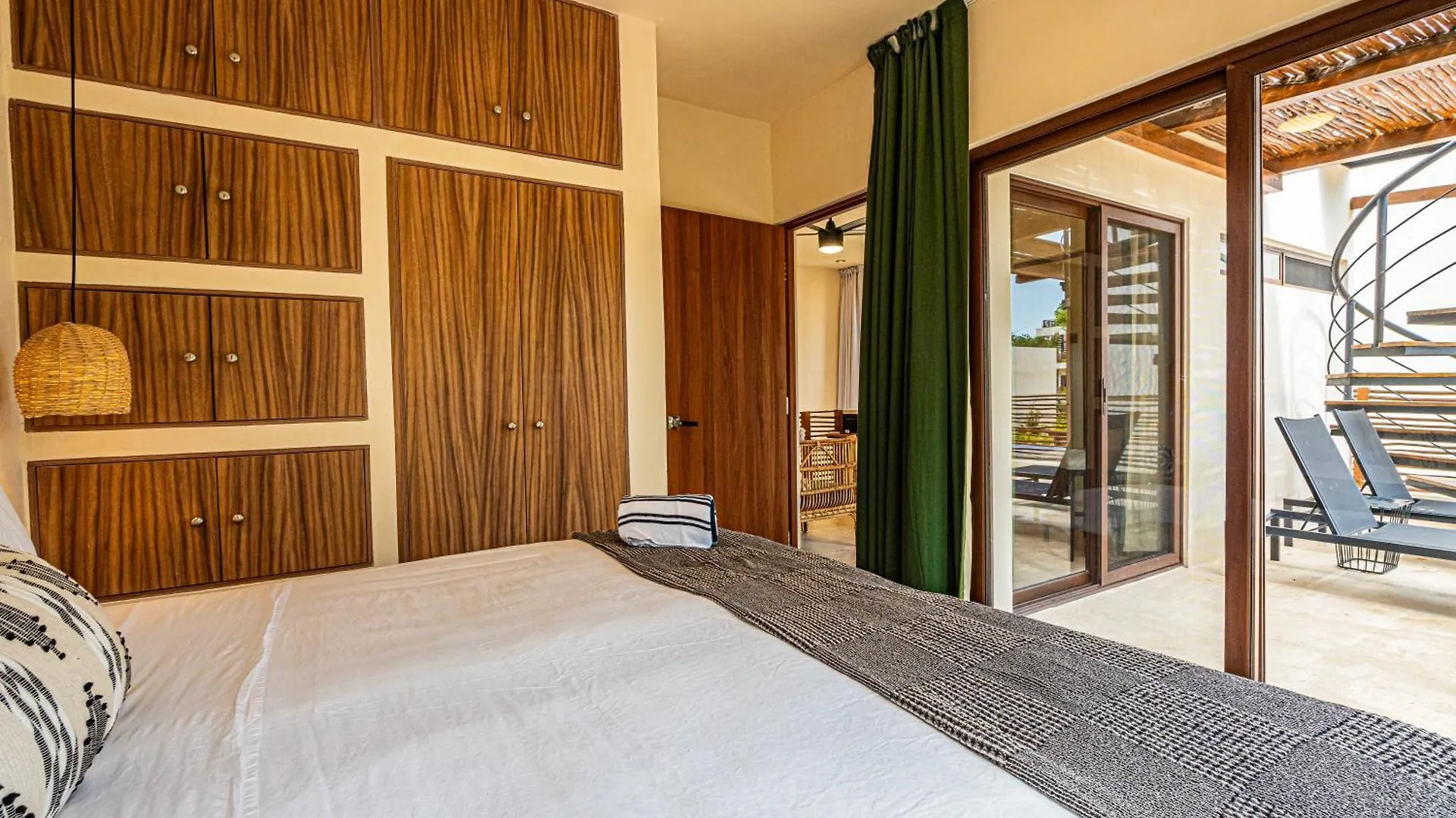 Tulum Jungle Villas - Chakra Artbat