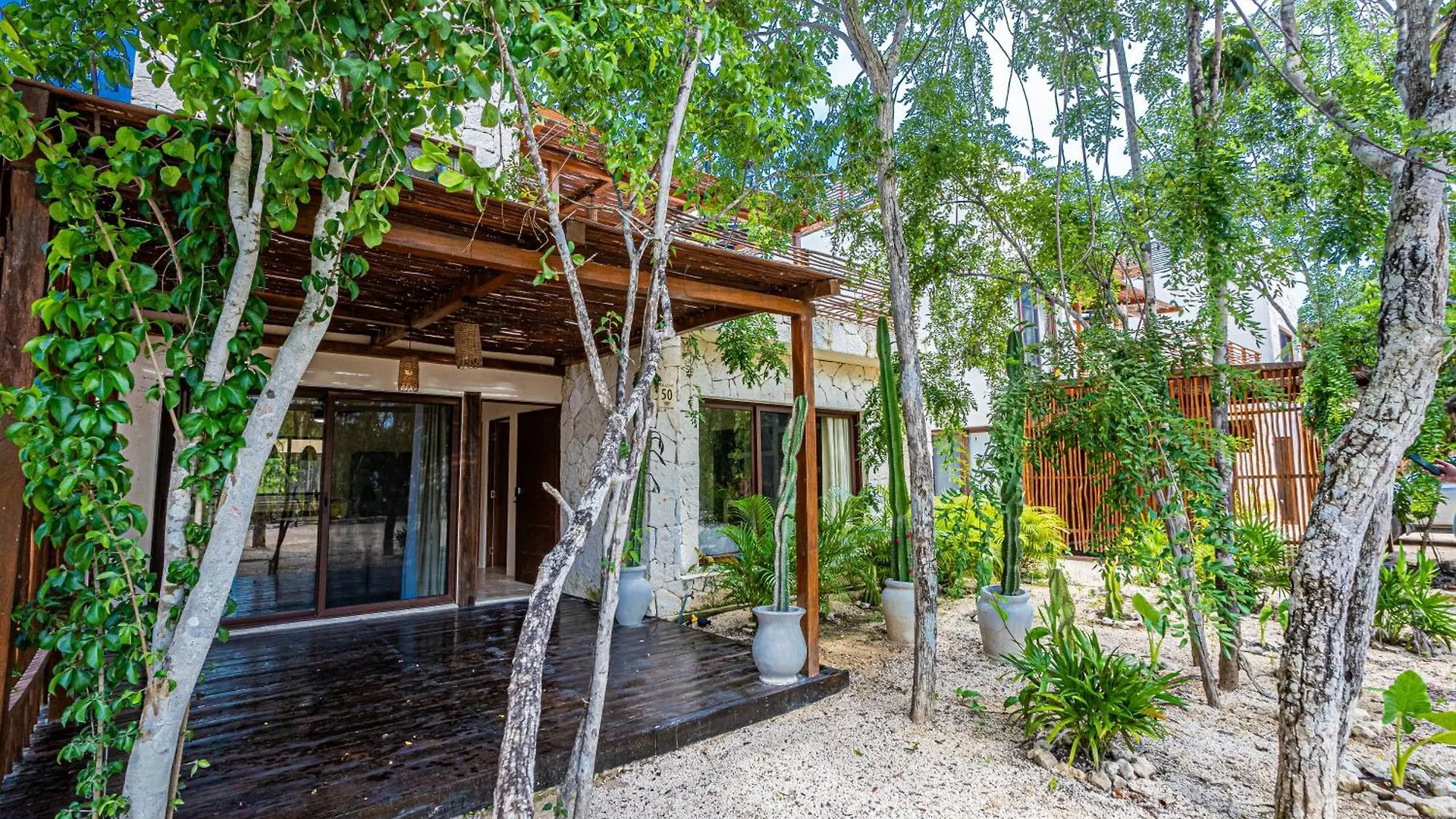 Tulum Jungle Villas - Chakra Artbat Messico